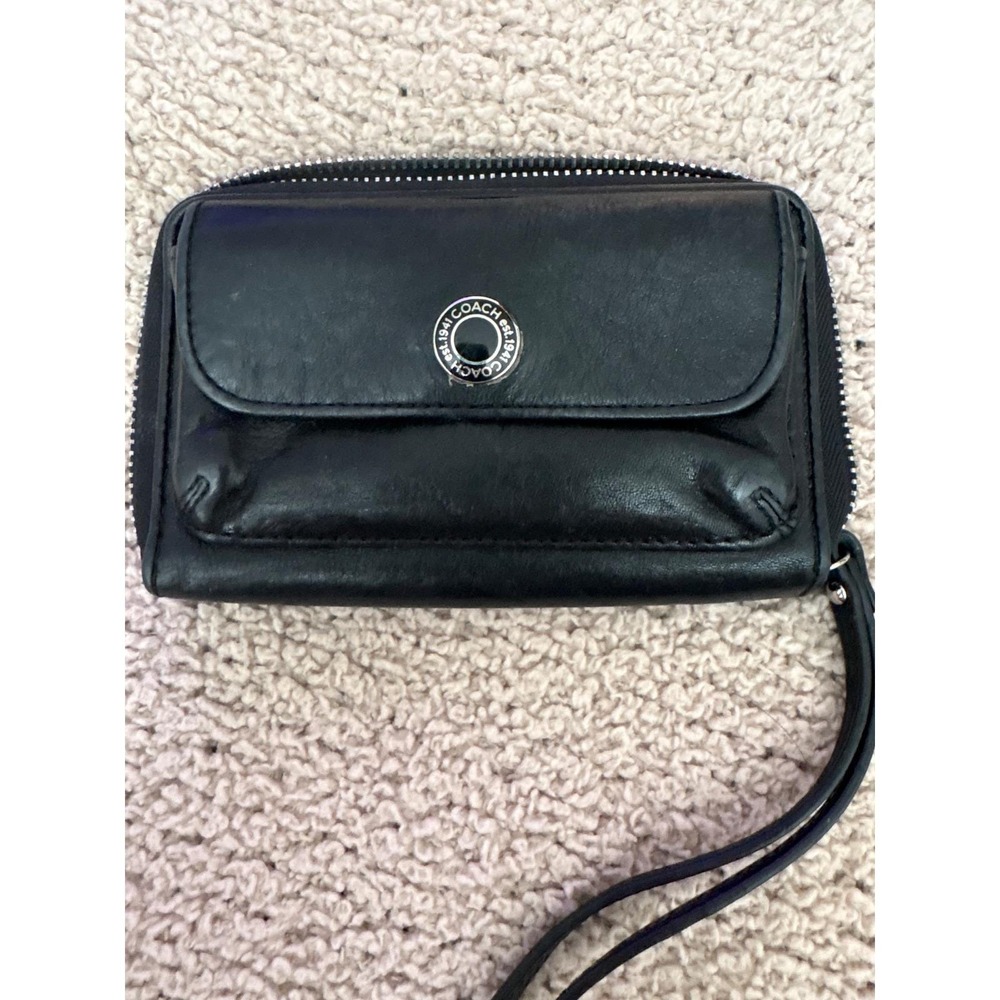 Vintage Coach Black Leather Zip Around Wallet with Front Pocket Silver Logo